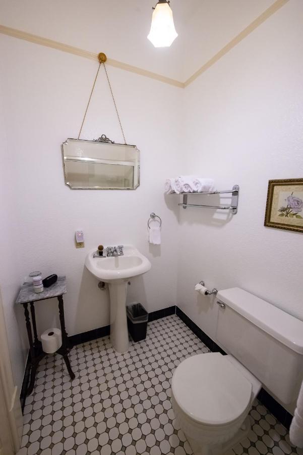 The Continental Inn Tomales Luaran gambar